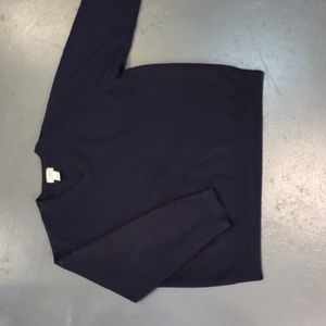 LL Bean 100% lambswool v-neck men's sweater. Washable. Size extra large.…